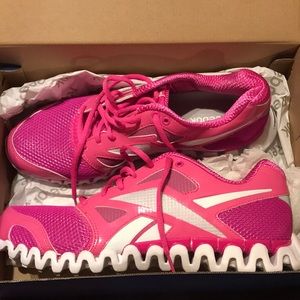 Women’s Reebok zignano fly(2) size 11 NIB